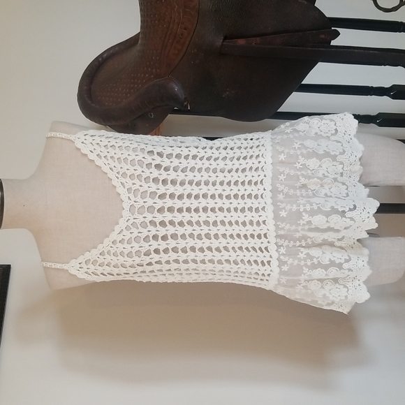 Feminine crocheted and lace camisole s/m - Picture 1 of 5